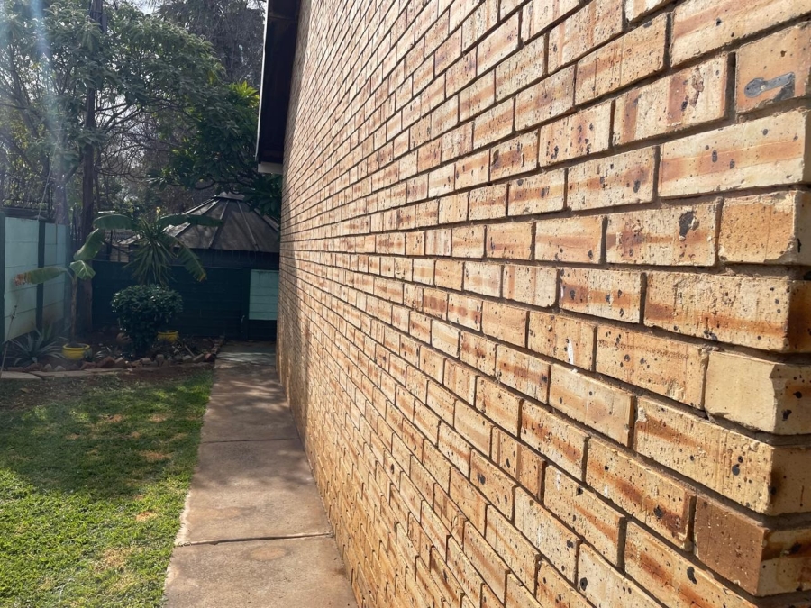 3 Bedroom Property for Sale in Rustenburg Central North West